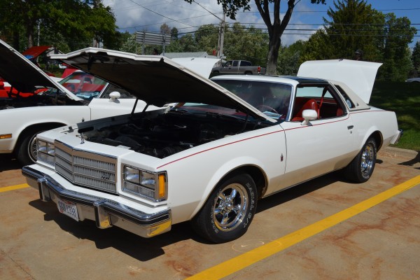 white 1977 Buick Regal t-top coupe