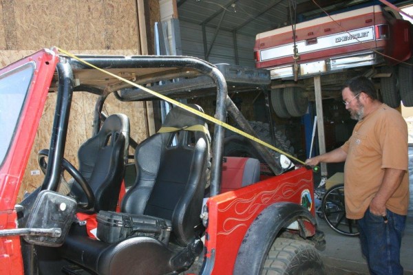 measuring windshield top to tub corner for soft top on a jeep cj-7
