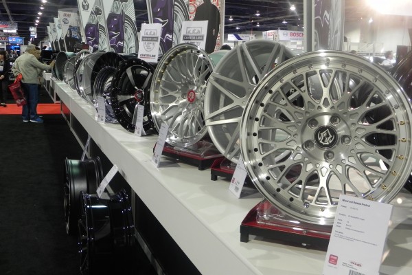 custom wheels on display at 2014 SEMA Trade Show