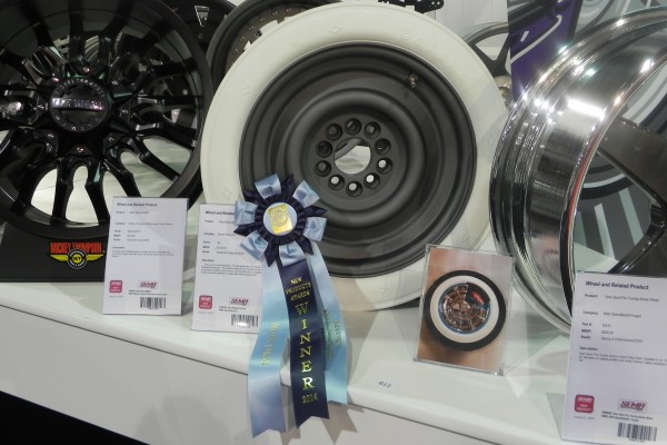 custom wheels on display at 2014 SEMA Trade Show