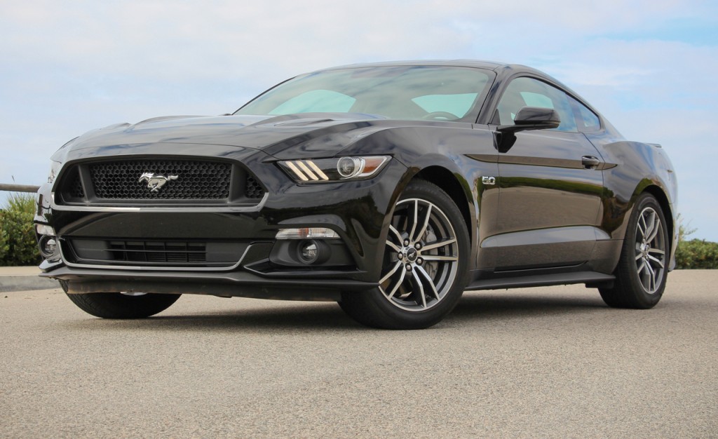 2015 black ford mustang gt