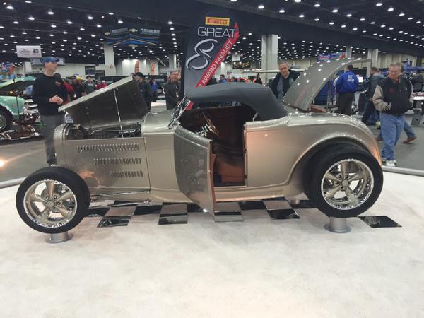 1932 ford roadster show car on display
