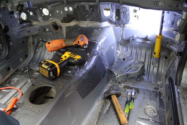 modifying miata interior tunnel and floor pans for ls engine swap