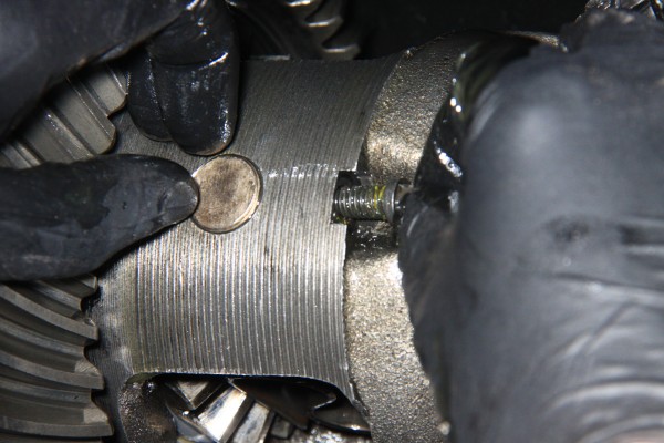 fitting a bolt into a rear differential