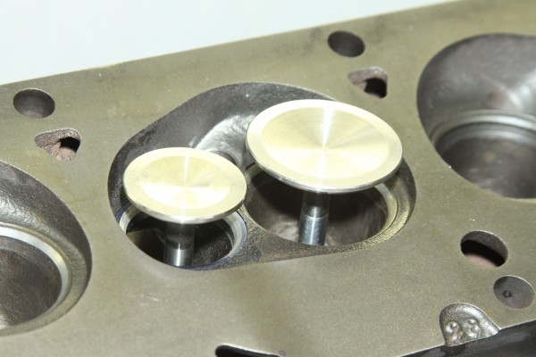 engine intake and exhaust valves in a ford 390 cylinder head
