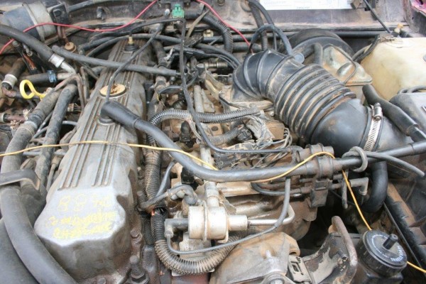 a used jeep 4.0L engine