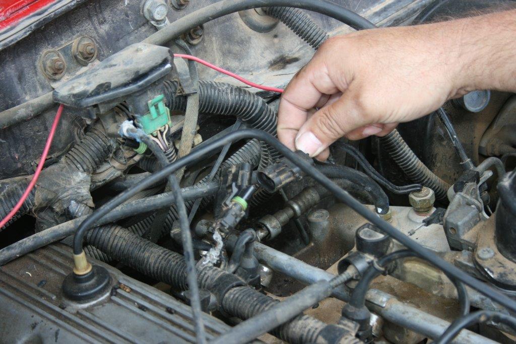 How to fix Jeep fuel injectors