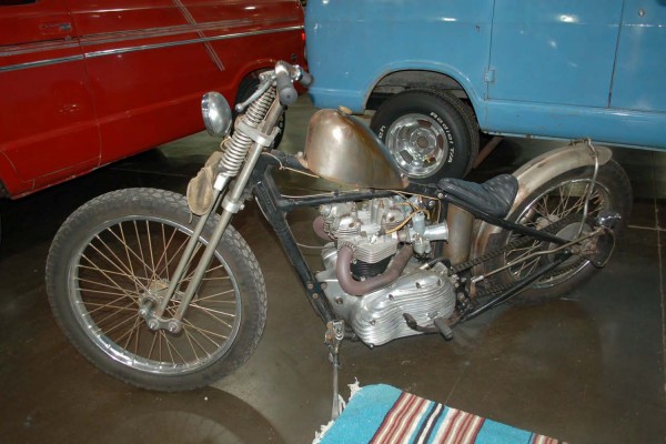 chopper motorcycle with triumph twin engine