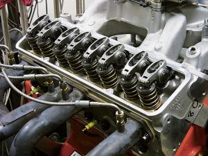 rocker arms and valvetrain in a cylinder head