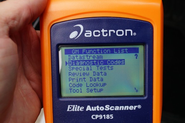 actron engine code reader scanning for codes