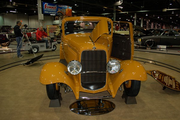 Phil & Deb Becker - 1932 Ford front grille