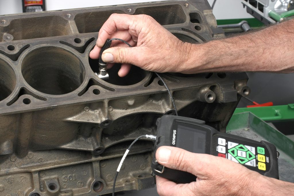 sonic checking engine cylinder bores
