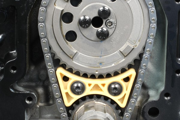 timing chain assembly on a gm ls engine