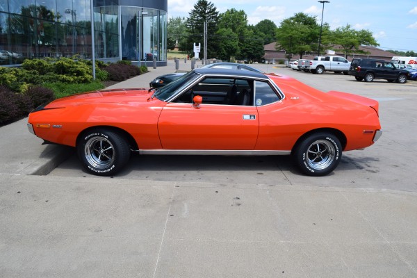side profile view of an amc javelin amx