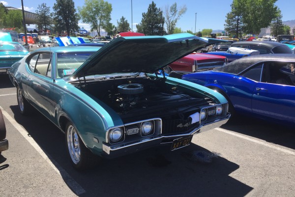1968 oldsmobile cutlass 442 at Hot August Nights 2016