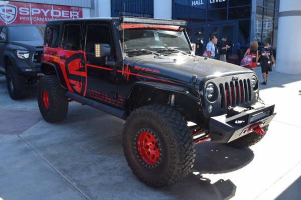 custom jeep wrangler jk on display at SEMA 2016
