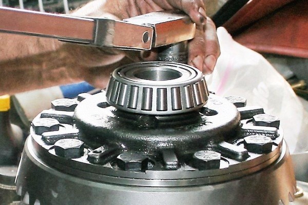 fitting a bearing into a ring and pinion assembly