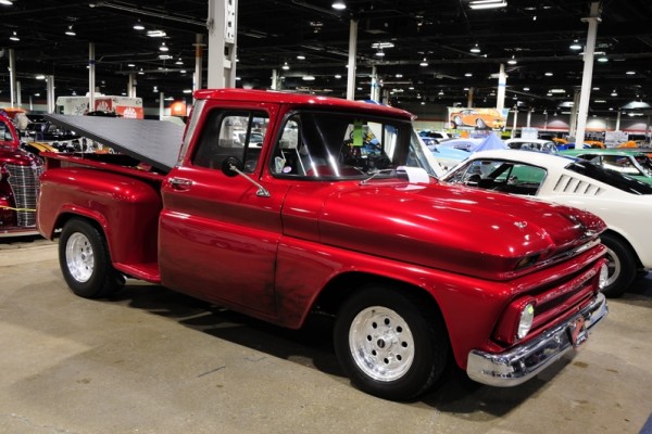 vintage pickup truck at 2017 Chicago World of Wheels