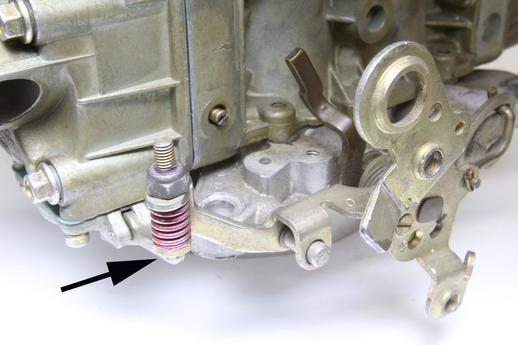 adjustment nut on carburetor throttle linkage