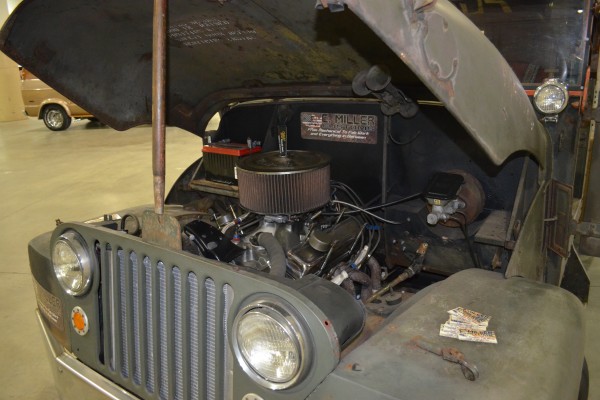 sbc v8 engine in a restomod kaiser jeep truck