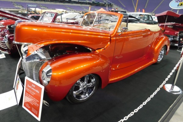 1940 ford convertible hot rod from 2017 Minneapolis world of wheels event