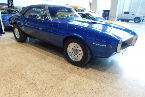 1967 pontiac firebird from Winnipeg world of wheels 2017
