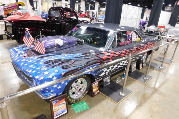 drag race chevy chevelle with patriotic artwork from Boston world of wheels 2017