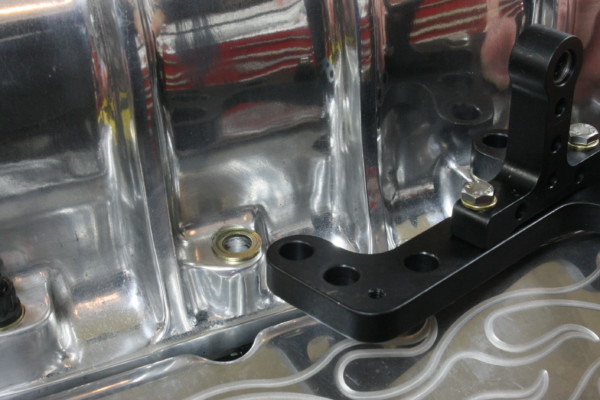 putting a throttle linkage bracket on a supercharger housing