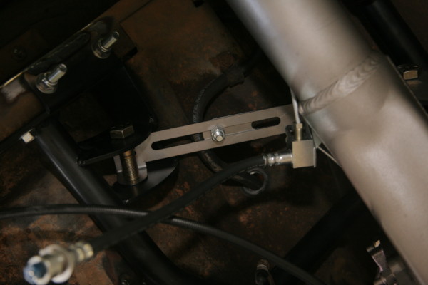 locating bracket on a rear axle