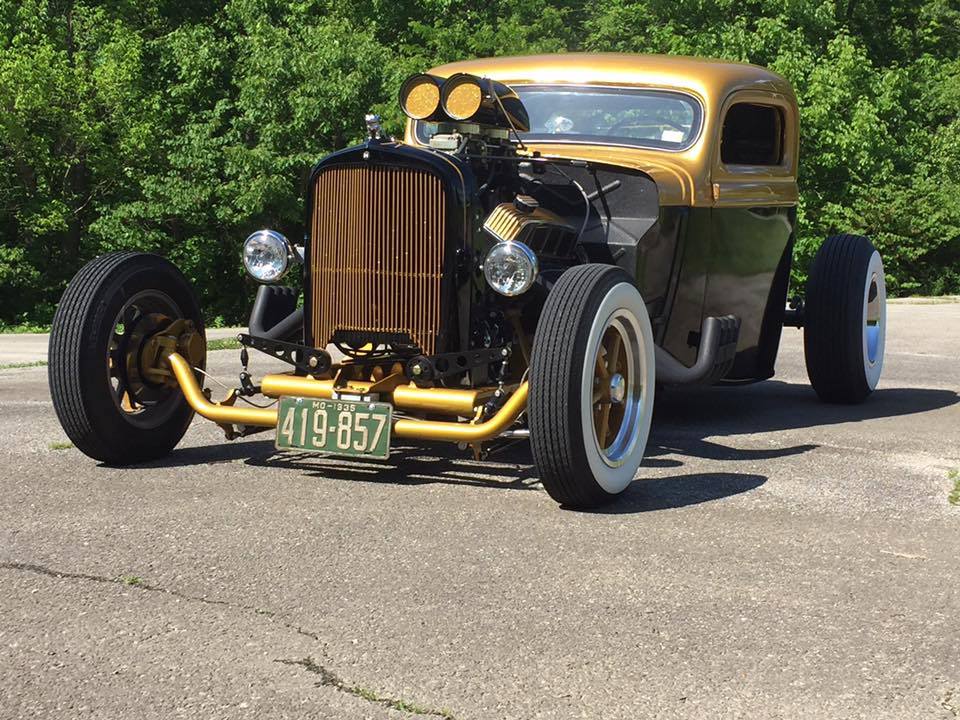 1935 ford custom hot rod