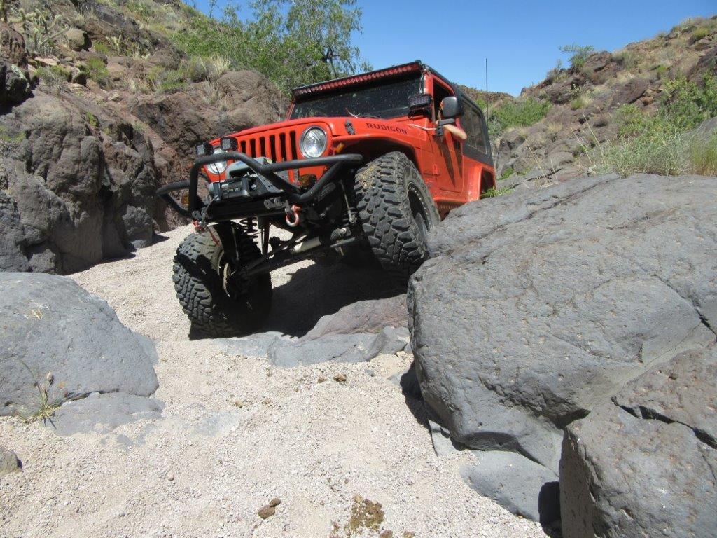 Stabilizing a Jeep Wrangler Coil Spring/Control Arm Suspension to Avoid  'Death Wobble' - OnAllCylinders