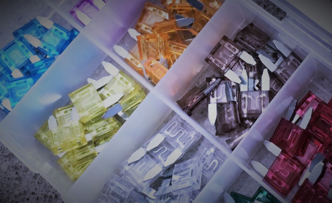 Automotive Fuse ID Color Chart for Car & Truck Fuses