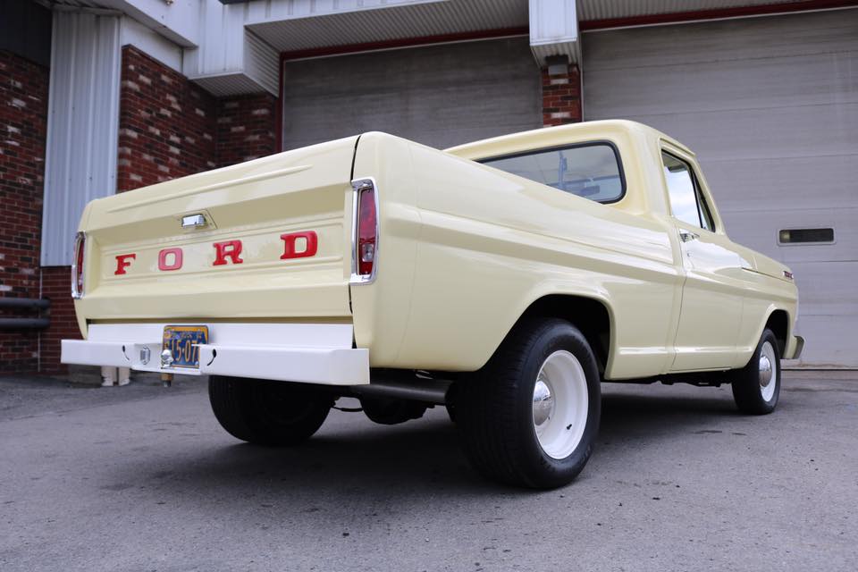 ford pickup truck