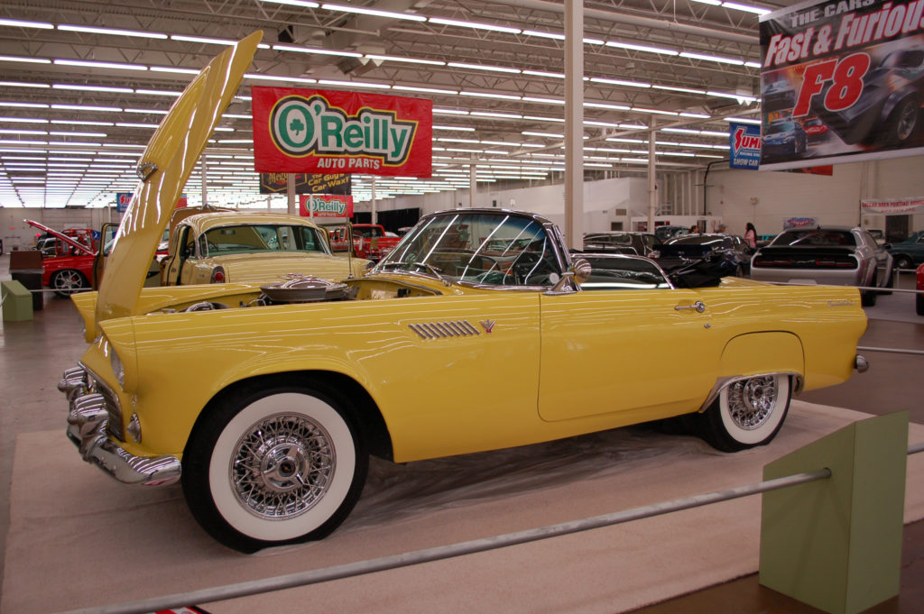 Dallas-AutoRama-Ford-Thunderbird