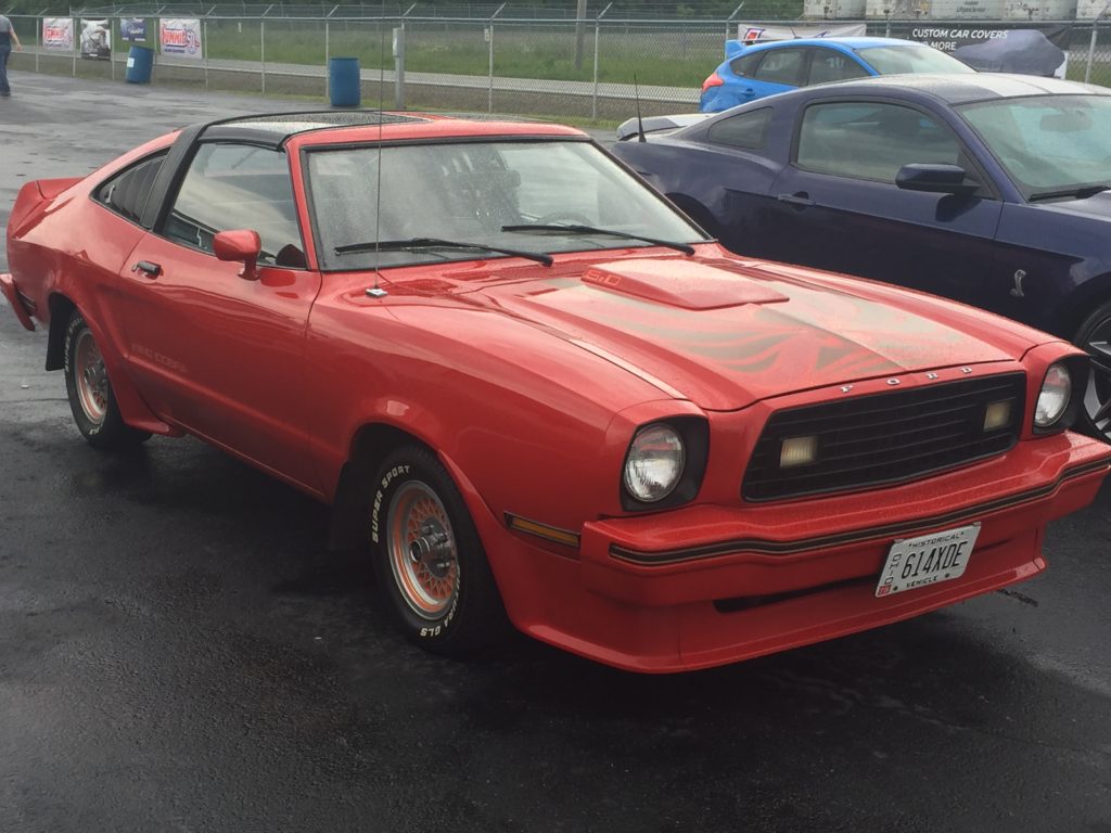 Ford Mustang 2 king cobra, red