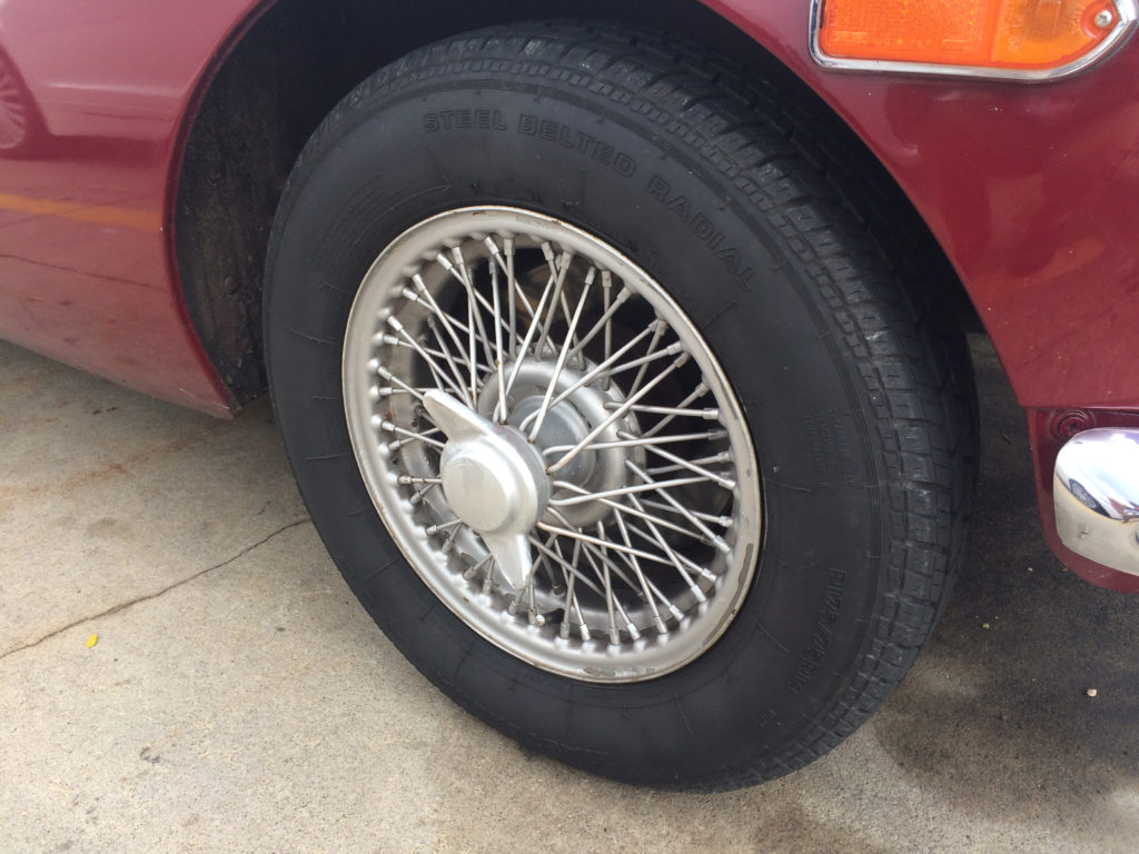 MGB-GT-Knock-Off-Wheel