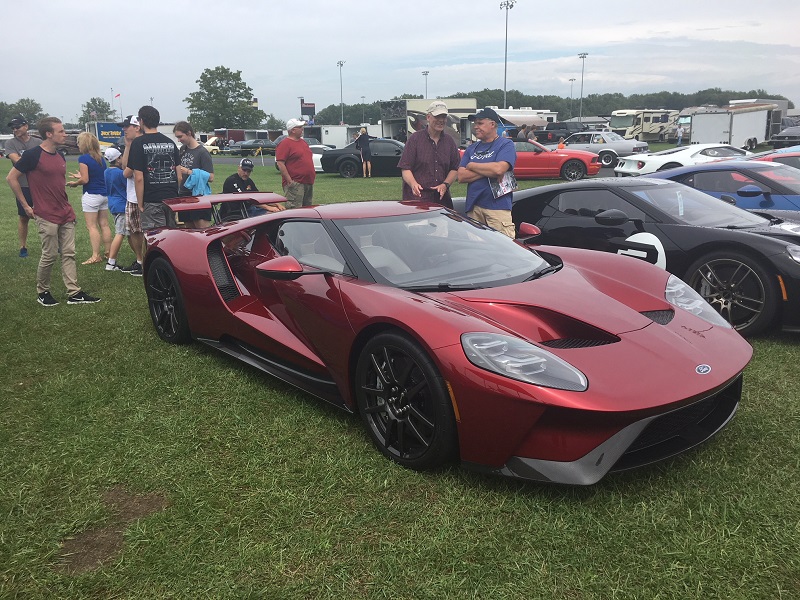 Ford GT dark red with carbon fiber wheels