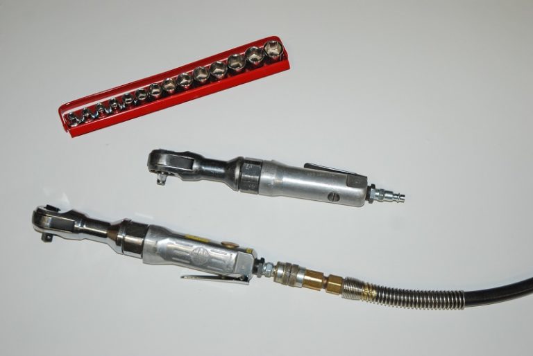 How to Choose the Best Air Ratchets for Your Garage OnAllCylinders