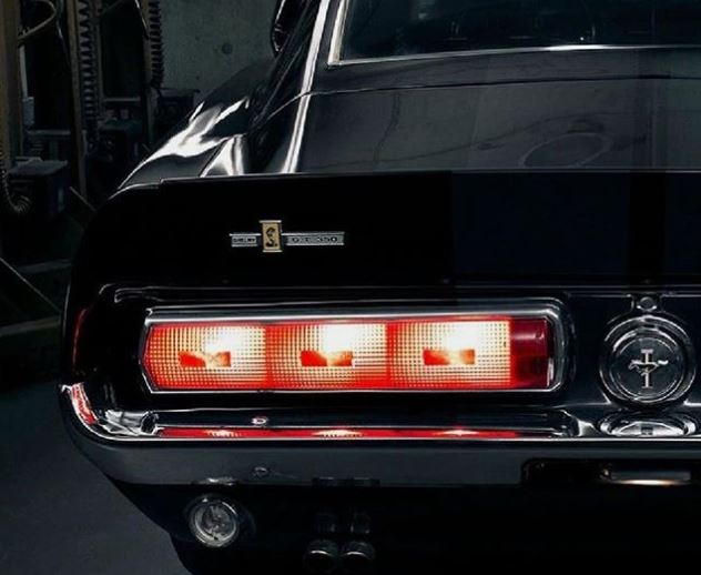 shelby gt500 rear with sequential taillights