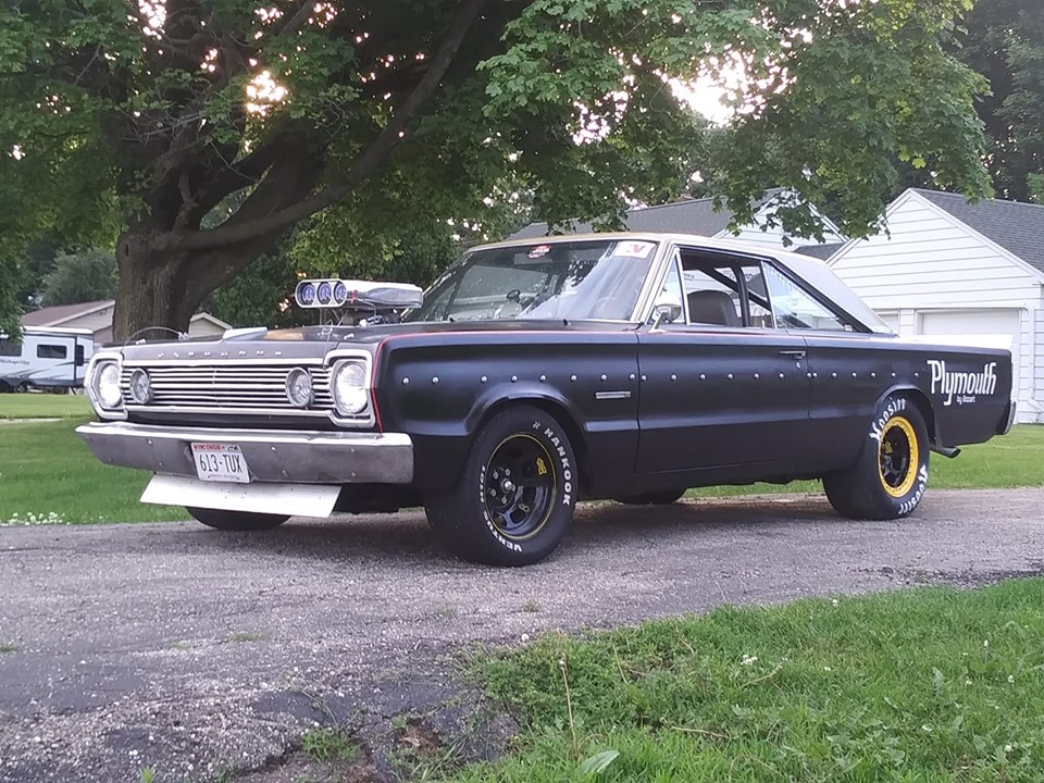 1966 plymouth belvedere with butterfly hood scoop