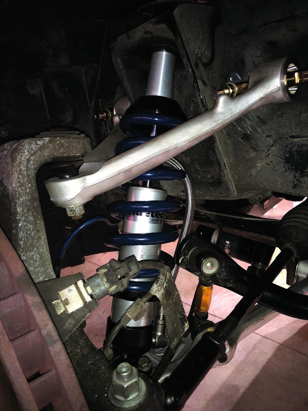 What is a Wishbone Suspension and How Does it Work?