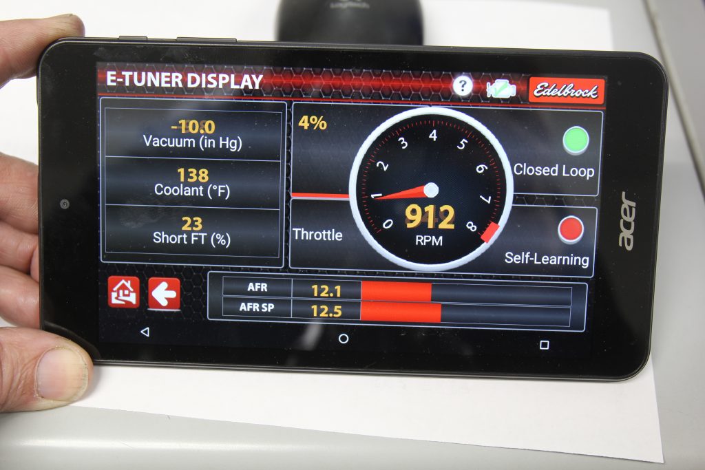 digital display of edelbrock efi system tool