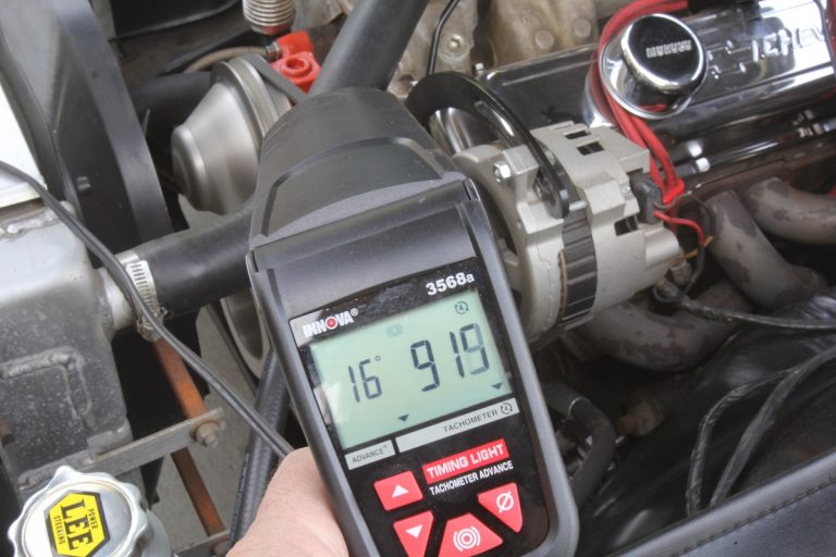 How to Install a Distributor and Set Initial Timing