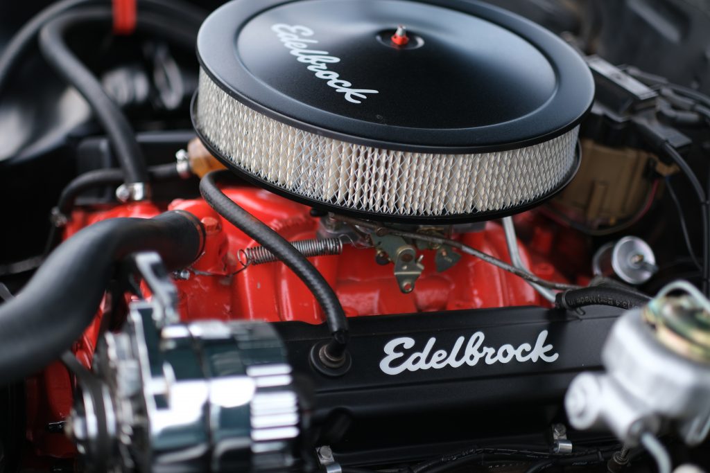 close up of edelbrock engine accessories installed