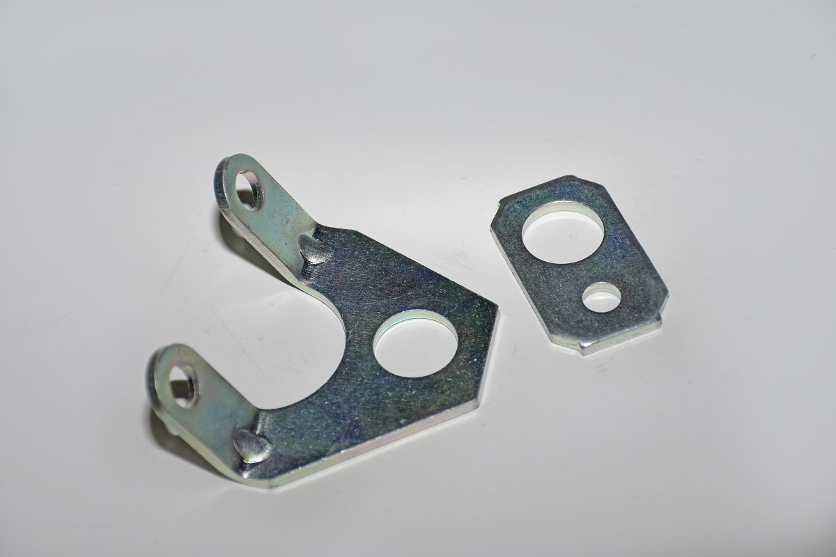 A Closer Look at Engine Removal Tools and Accessories