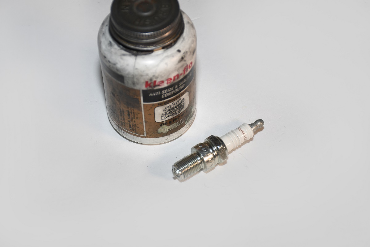Tools and Tech Tips for Pulling and Installing Spark Plugs