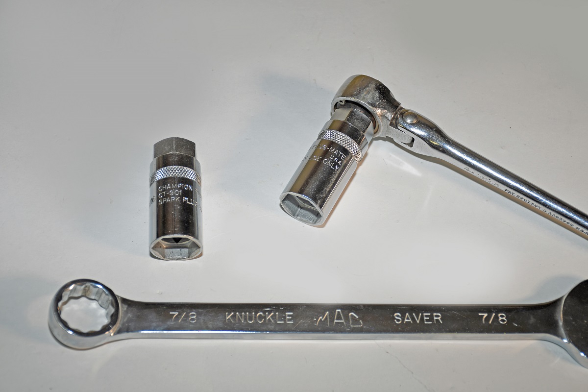Tools and Tech Tips for Pulling and Installing Spark Plugs