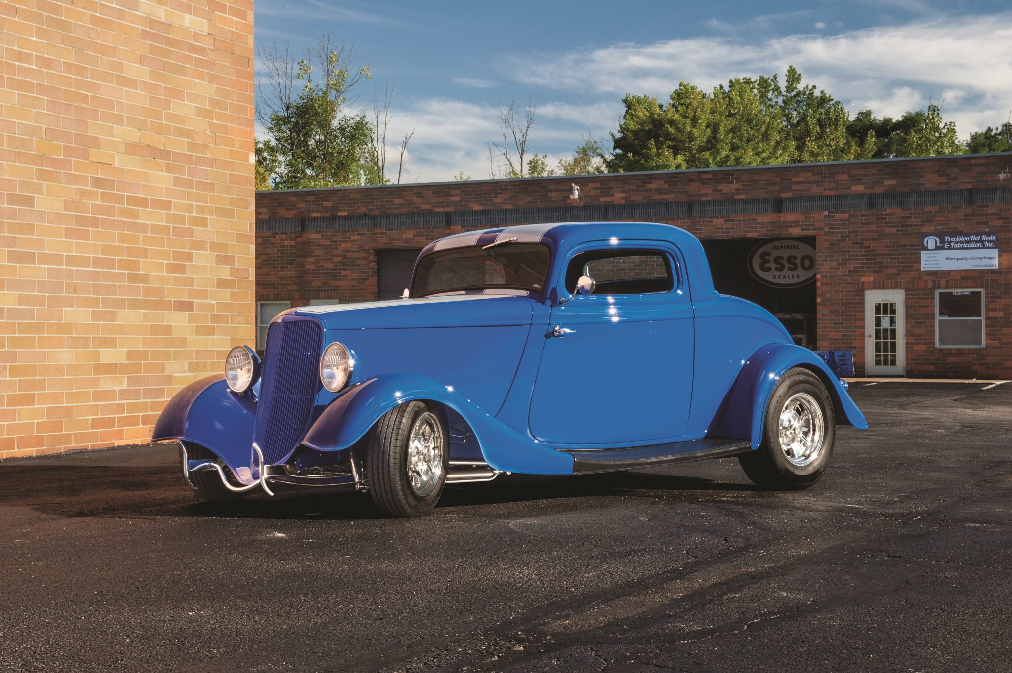 Lokar/Street Rodder Road Tour Cars Roll into Summit Racing's Ohio Store