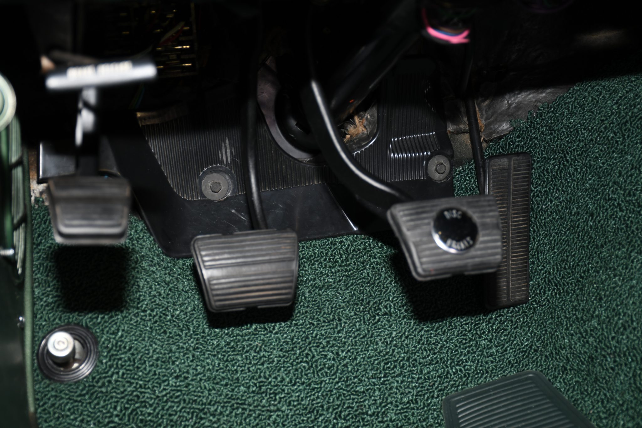 How to Install Automotive Carpet