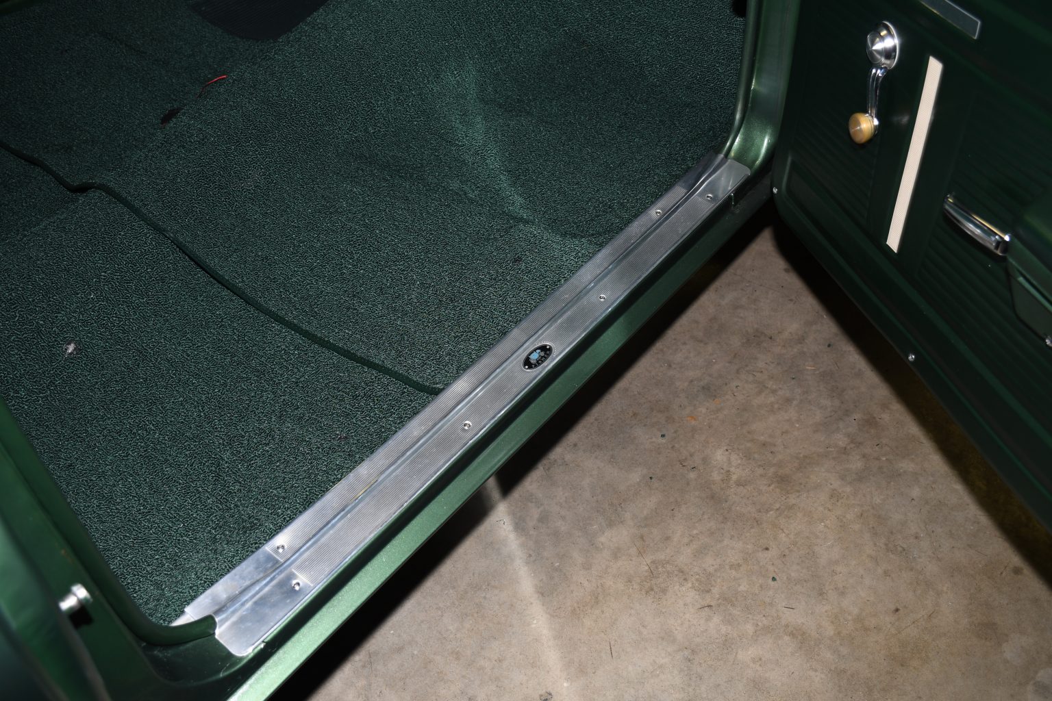 How to Install Automotive Carpet